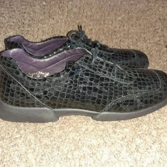 ROHDE-Dark Navy-Croc Pattern Patent with Texture-Superb-Leather-SZ 8UK-8.5 US - Picture 4 of 8
